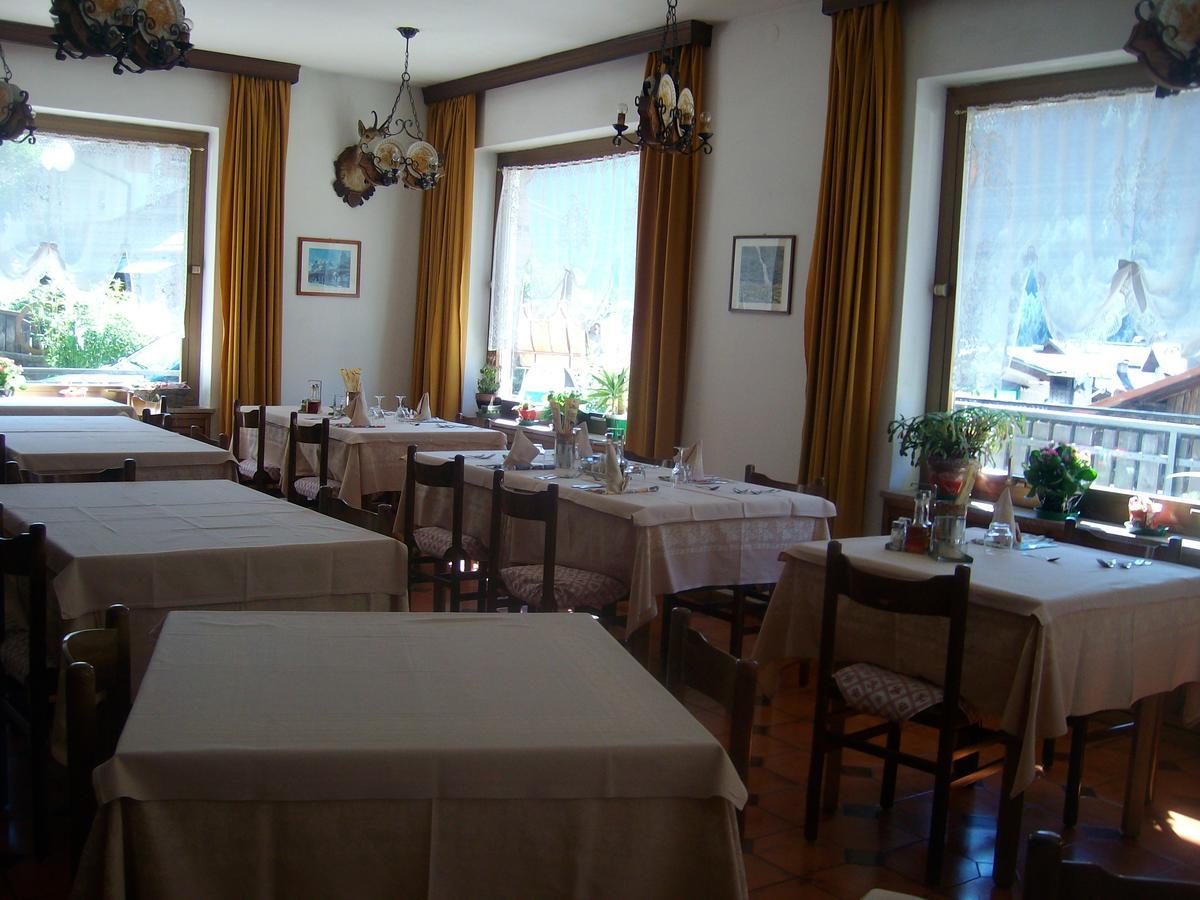 Hotel Nevada Campitello di Fassa Ngoại thất bức ảnh