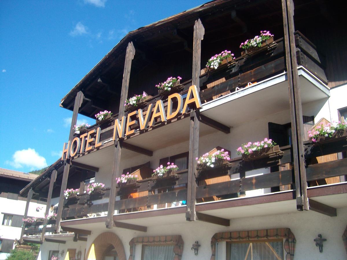 Hotel Nevada Campitello di Fassa Ngoại thất bức ảnh