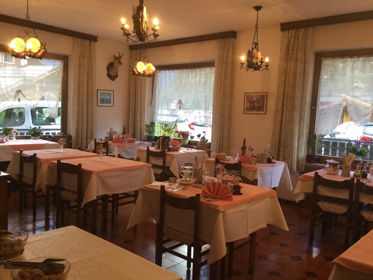 Hotel Nevada Campitello di Fassa Ngoại thất bức ảnh