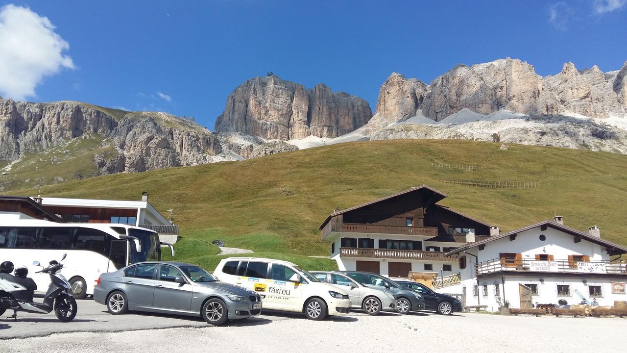 Hotel Nevada Campitello di Fassa Ngoại thất bức ảnh